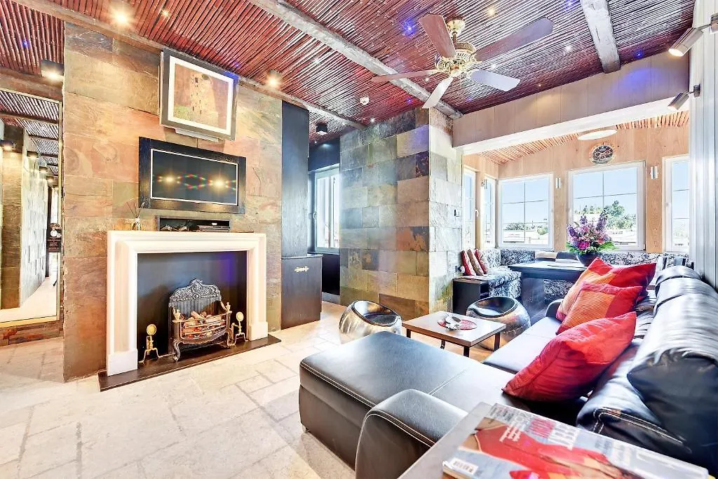 Mala Anglia - Boutique Apartments & Spa Sopot 4*,  Poland